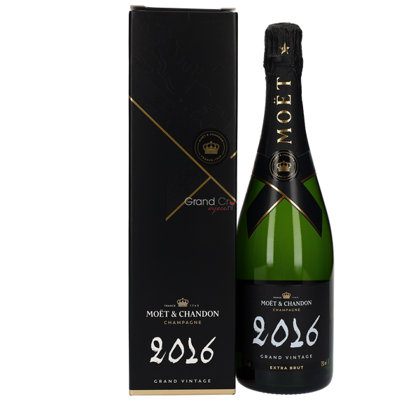 2016 Champagne Moet & Chandon Grand Vintage - Bottle Hero