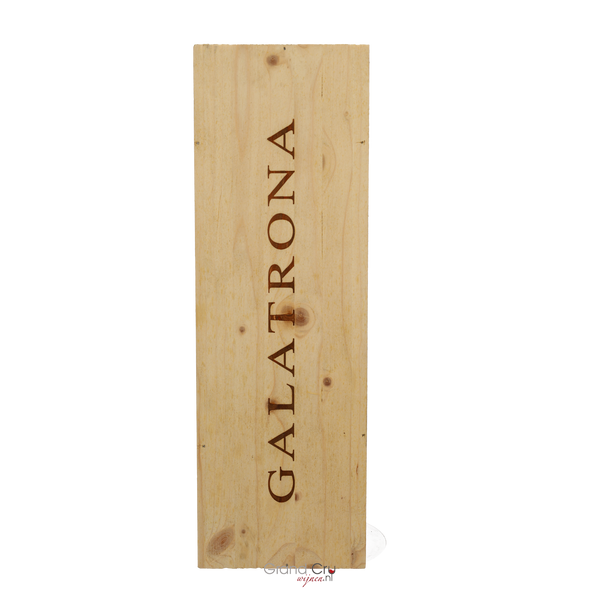 2017 Petrolo Galatrona Magnum - Bottle Hero