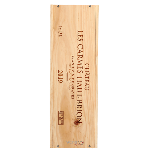 2019 Château Les Carmes Haut-Brion Magnum - Bottle Hero