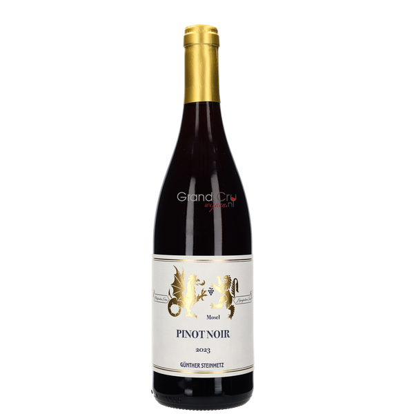 2023 Günther Steinmetz Pinot Noir - Bottle Hero